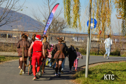 2025-11-30 Winterrung Graz Rentiere - DSC_0915